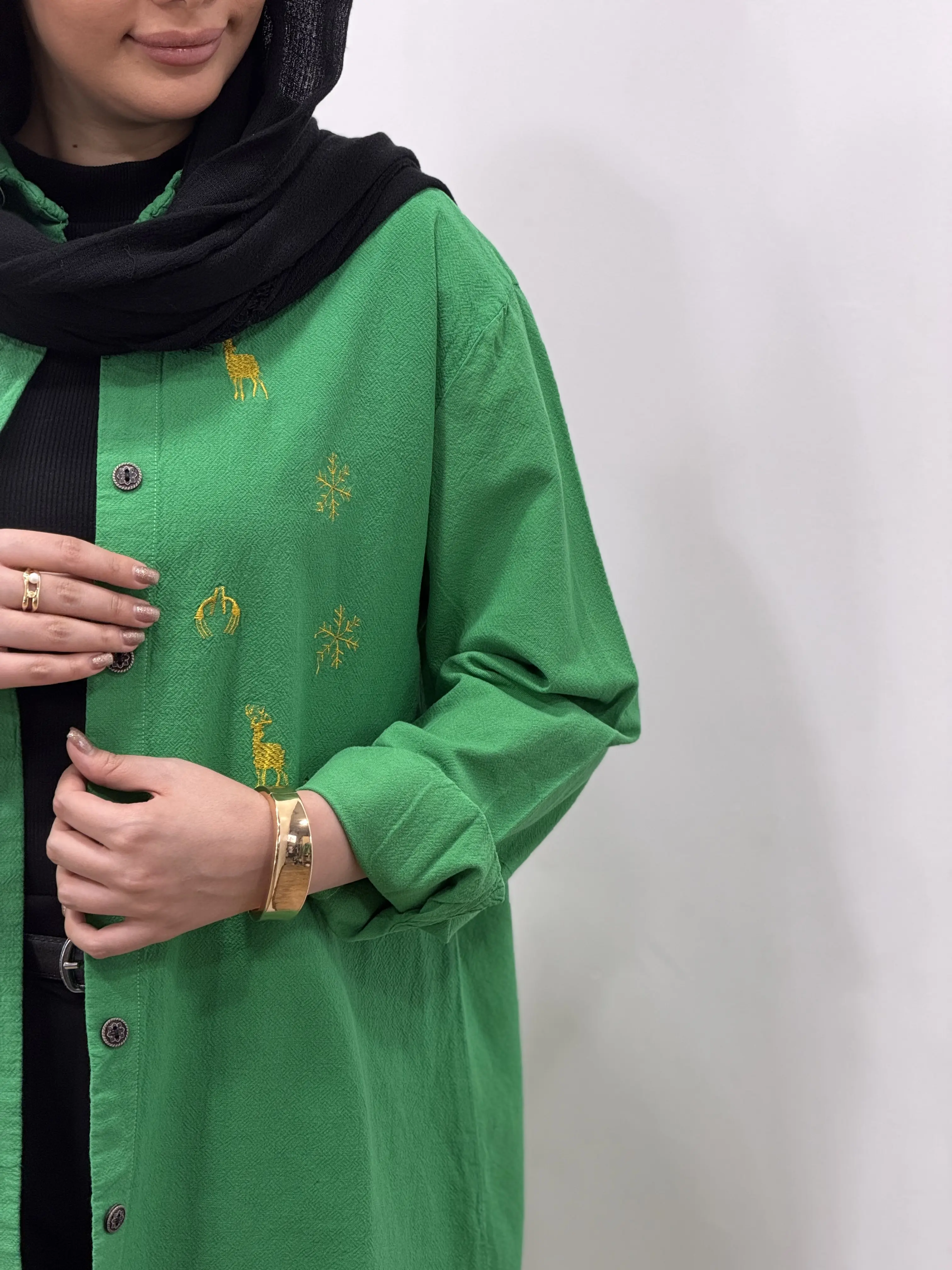 مانتو گلدوزی آوید (ایراد دار)